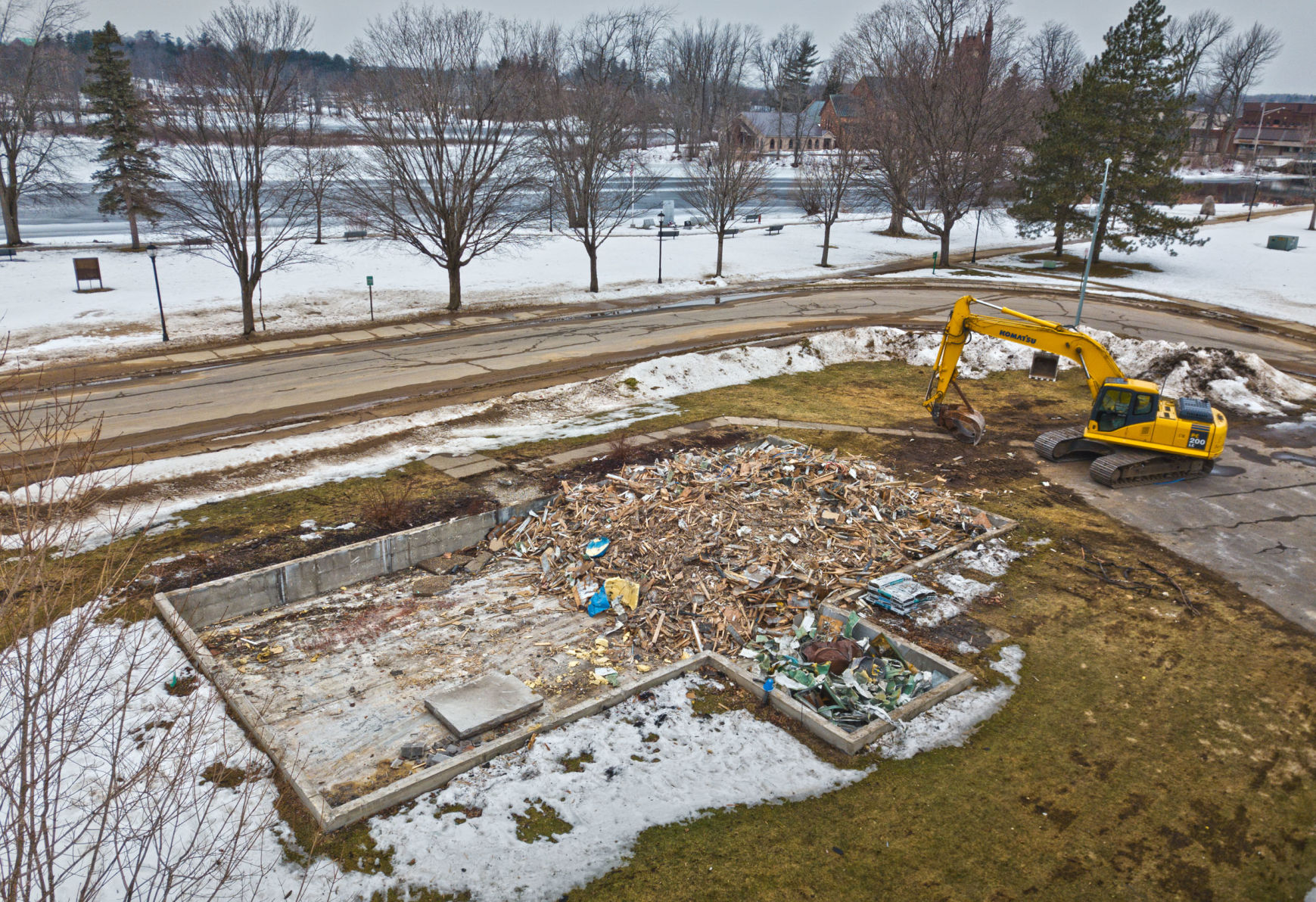0225_wds_Riverview Drive_cl.jpg